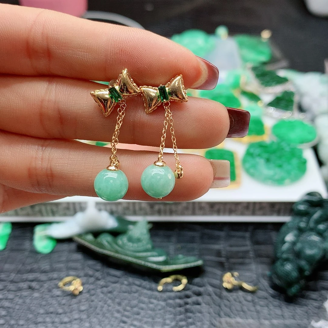 【闪购商品】翡翠耳饰未镶嵌，