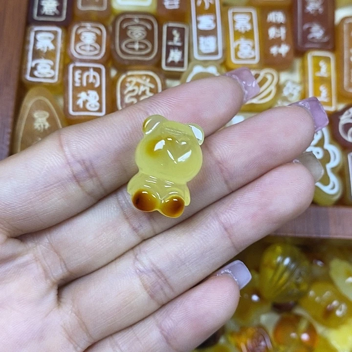 橄榄核吊坠小熊159