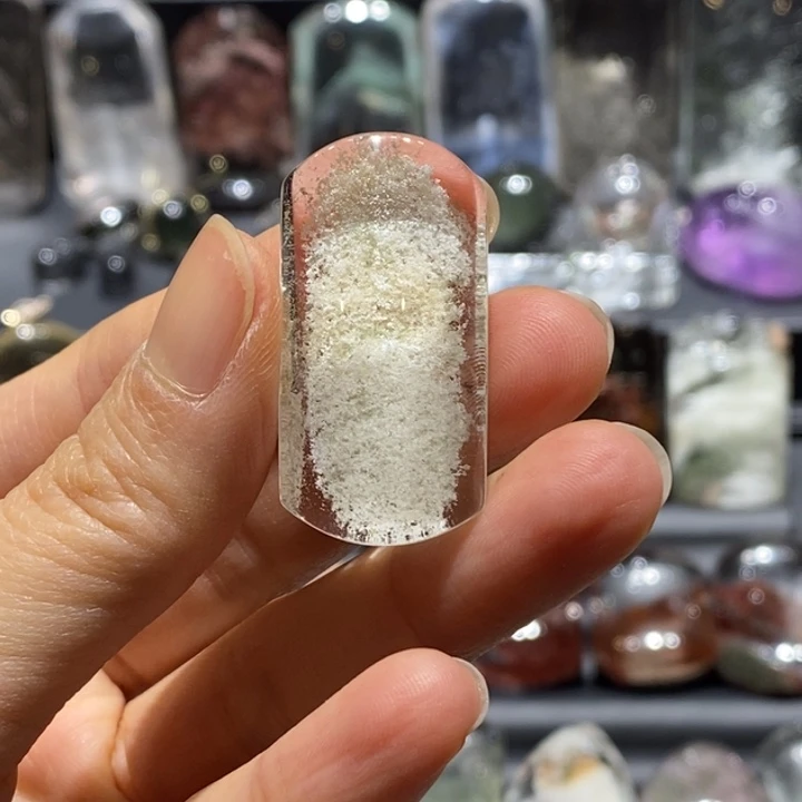 肆***伍未镶嵌颈饰水晶水晶