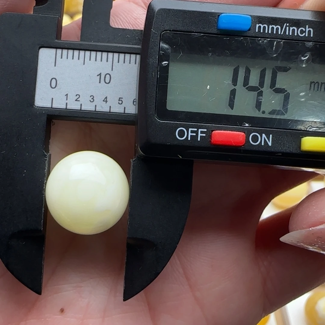 蜜蜡未镶嵌裸石浓蜡浓白珠子