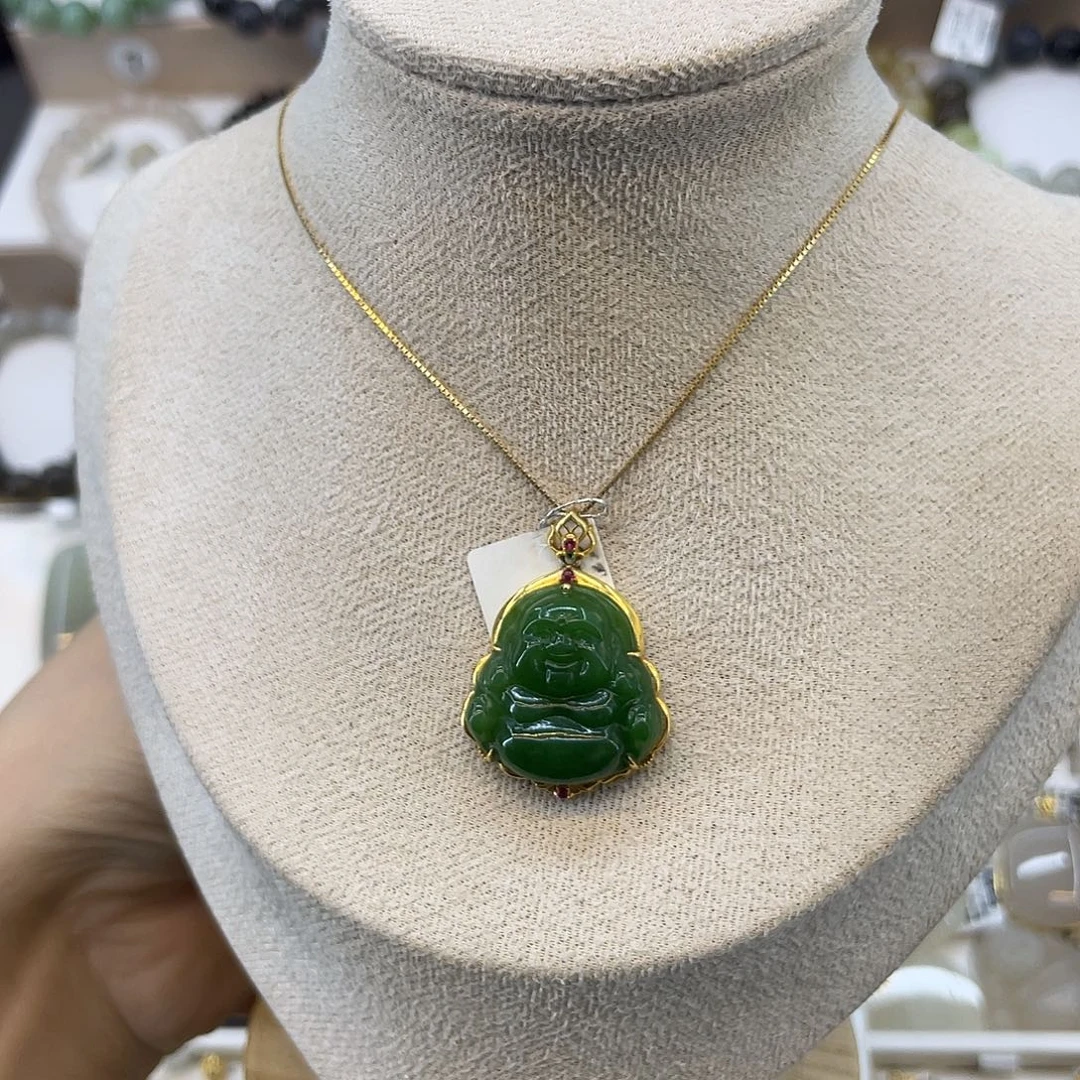和田玉18K金镶嵌吊坠(赠链)