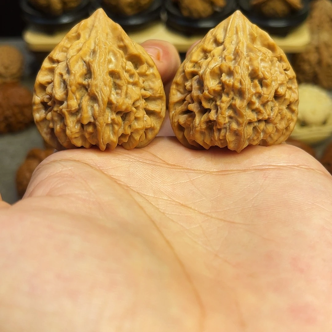 把件文玩核桃40全品货头大尖凹底精配龙门涧