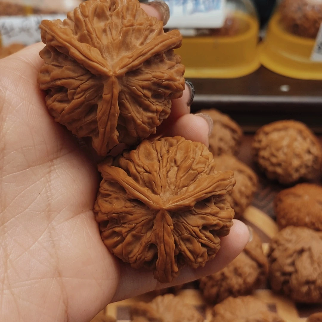把件文玩核桃40全品牡丹花王正本