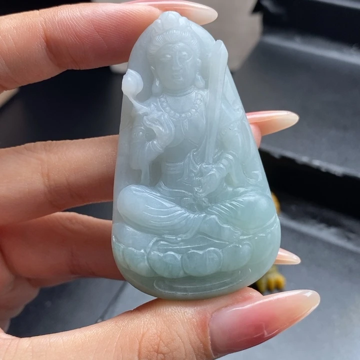 定制翡翠未镶嵌虚空