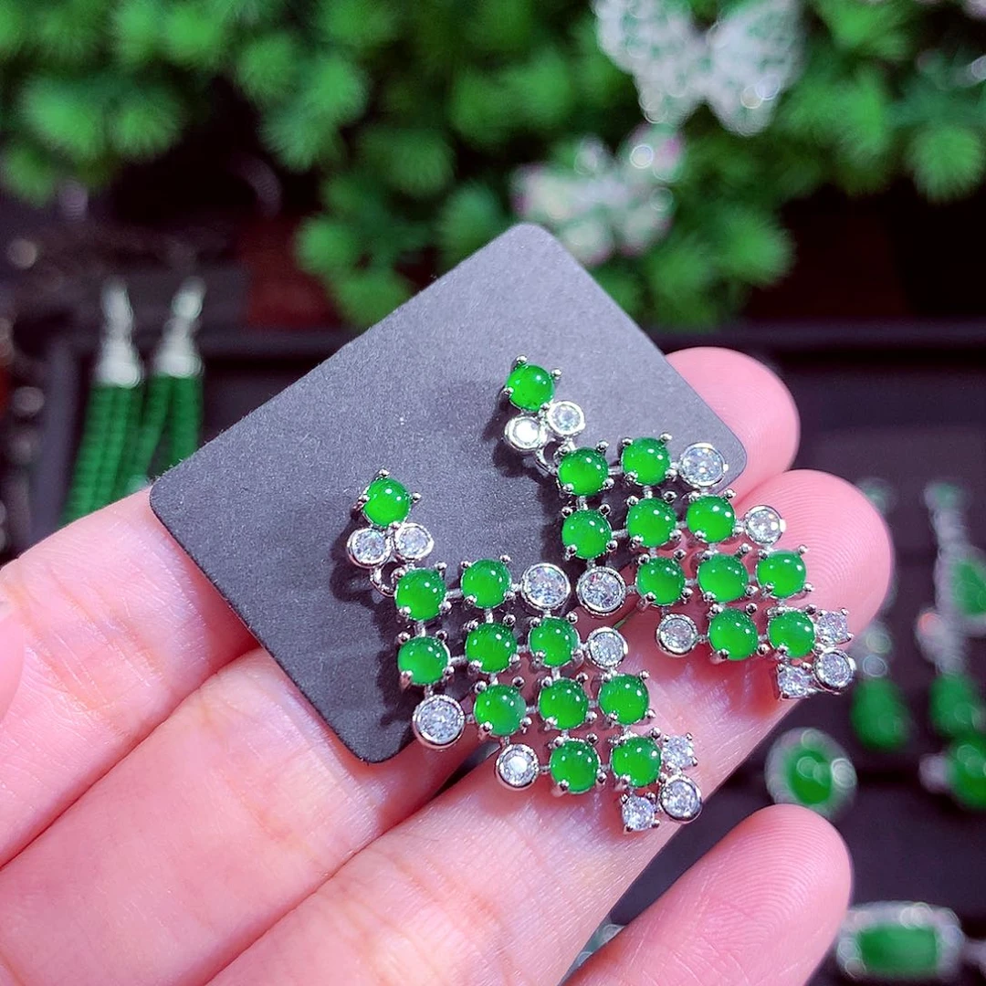 颈饰未镶嵌翡翠天然