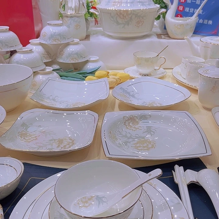 45%以上骨粉骨瓷描金清雅米饭碗单拍