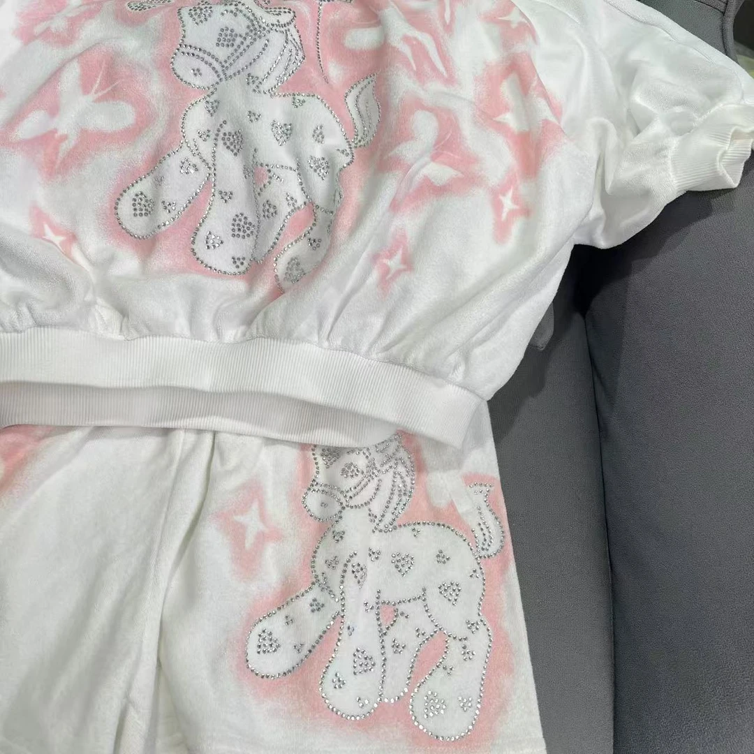 EH 潮牌女款小马烫钻休闲运动套装 519