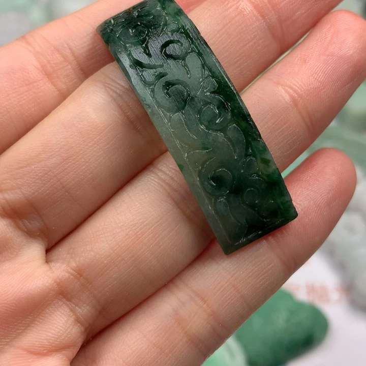 定制翡翠未镶嵌翡翠