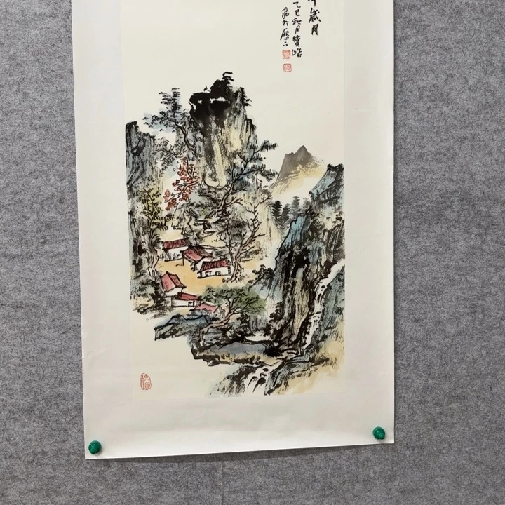 国画花鸟等图案为一体的