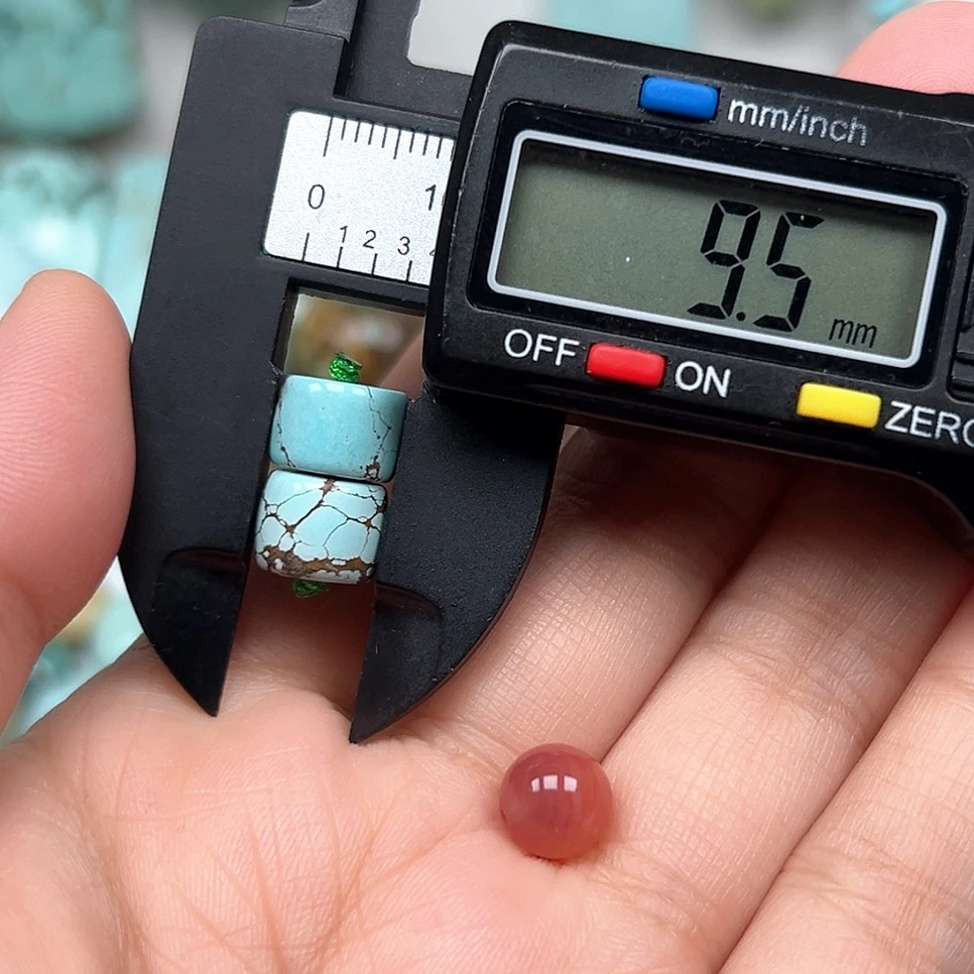 未镶嵌南红玛瑙珠宝奇石