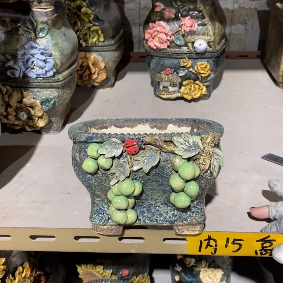 红陶青藤花器多肉花盆