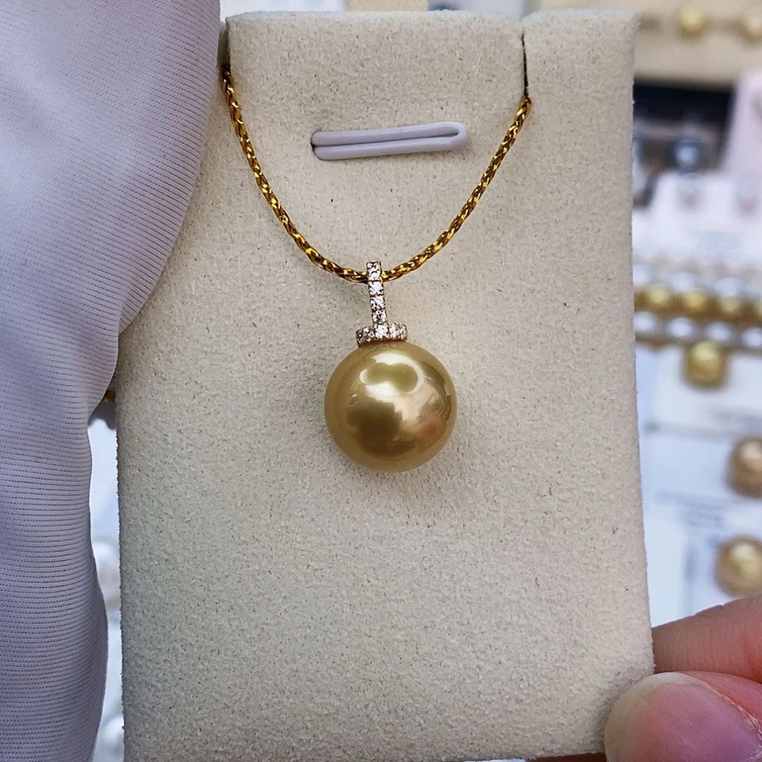 18K金镶嵌颈饰海水珍珠浓茶金11.3mm