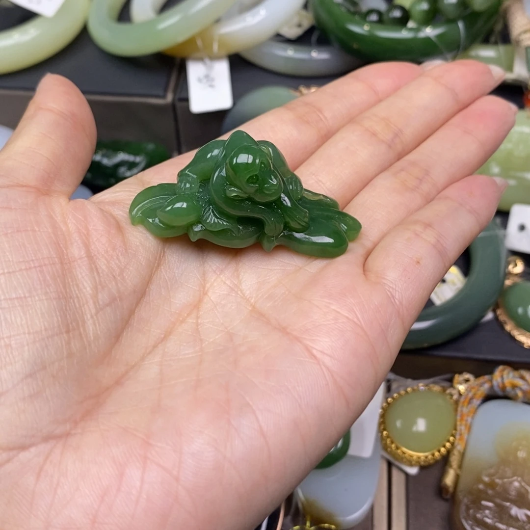 和田玉（碧玉）未镶嵌挂件