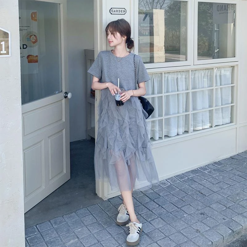 灰色设计感网纱拼接连衣裙女2025夏新款法式慵懒风宽松休闲T恤裙