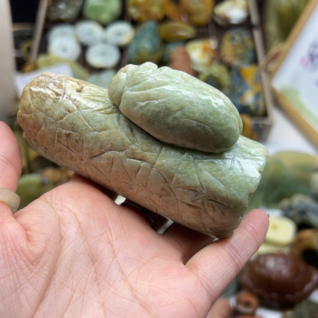 岫岩河磨玉（透闪石质玉）未镶嵌颈饰河磨玉椴树林摆
