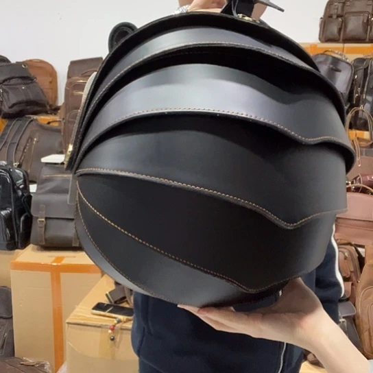 水牛剖层皮革斜挎包722