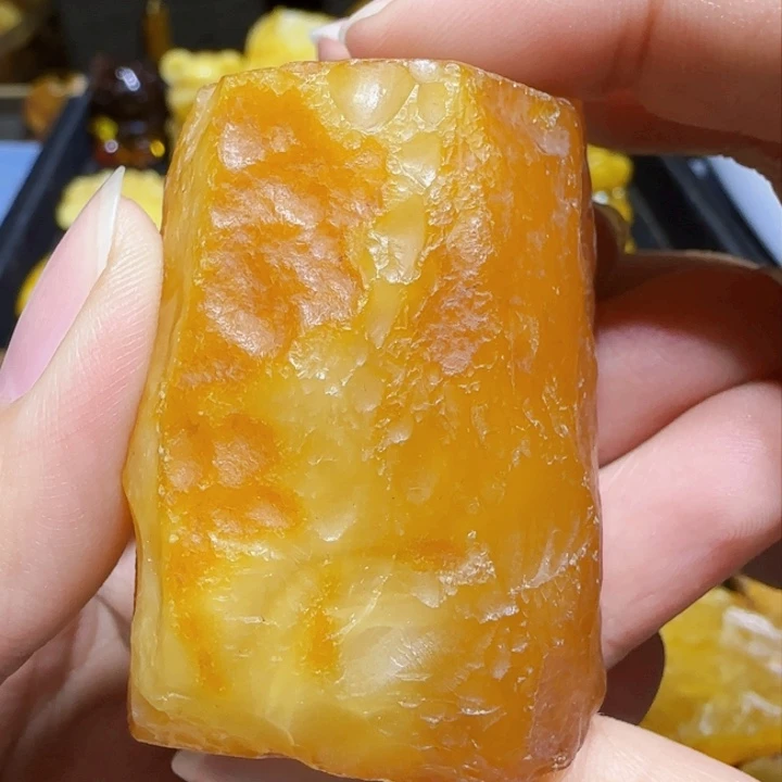 定制琥珀未镶嵌蜜蜡