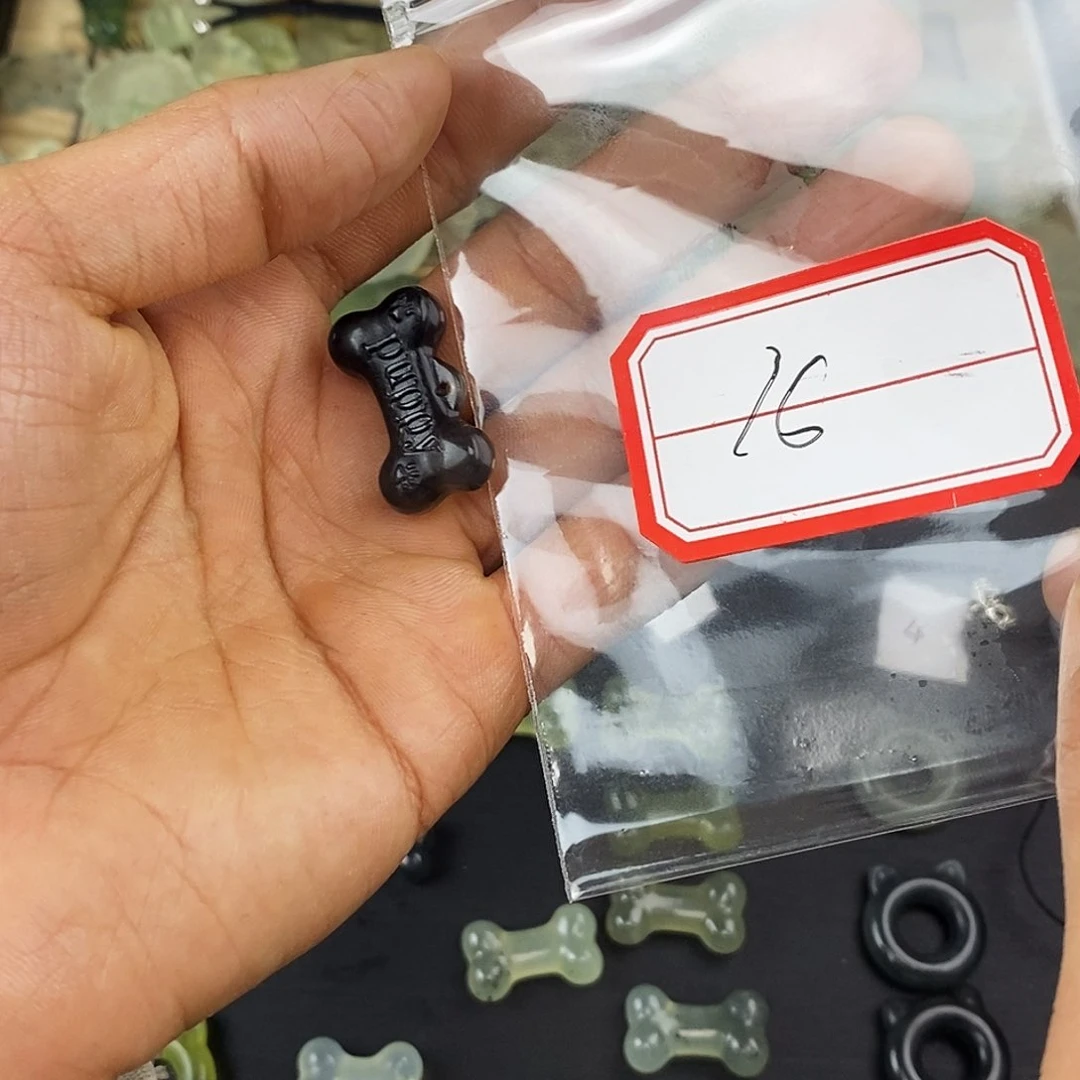 蛇纹石玉颈饰未镶嵌H****