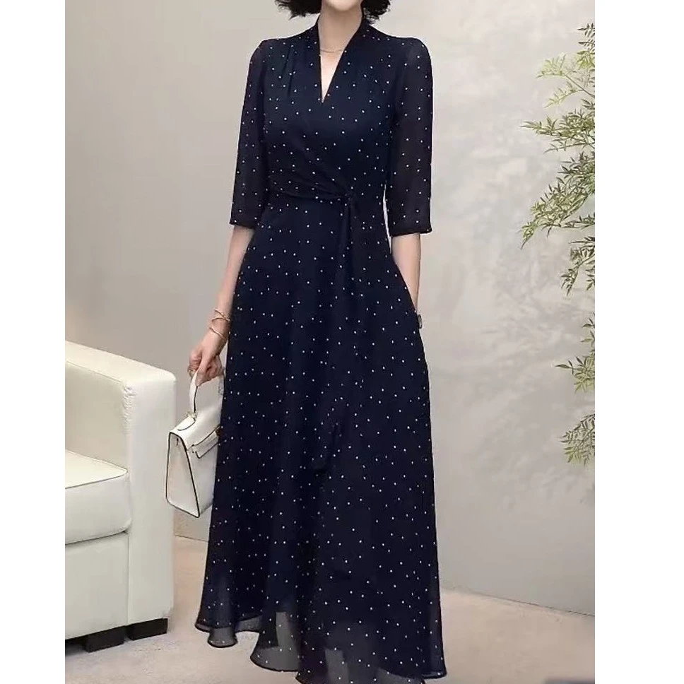 3922# 韩版妈妈波点收腰印花V领连衣裙2025夏季轻奢优雅端庄长裙