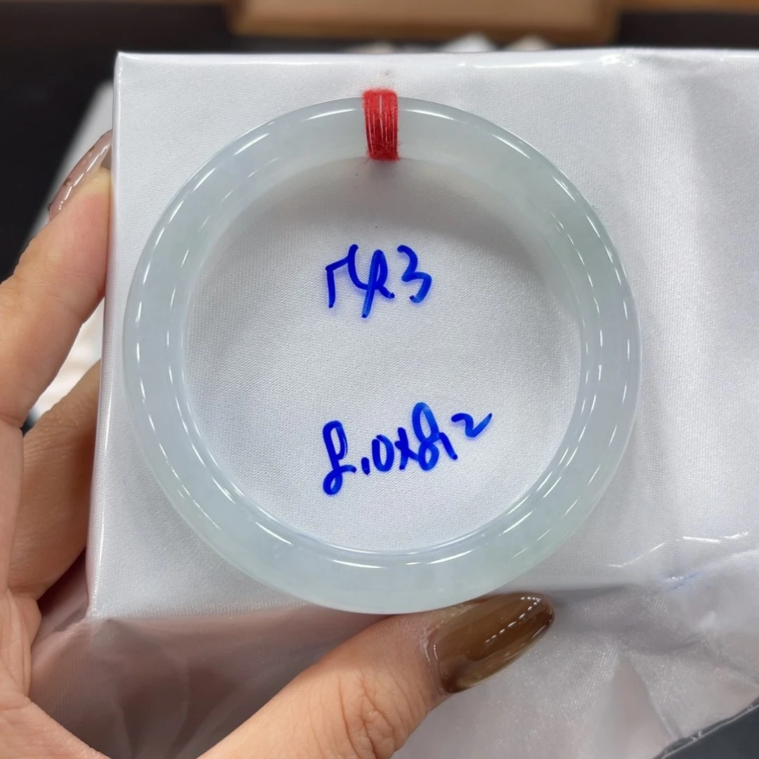 未镶嵌手镯翡翠翡翠