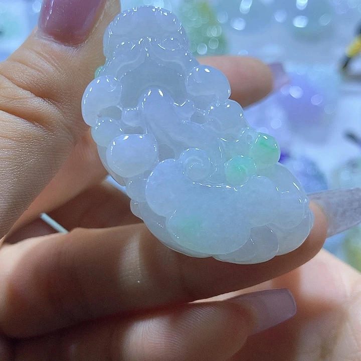 翡翠未镶嵌颈饰天然翡翠A货吊坠