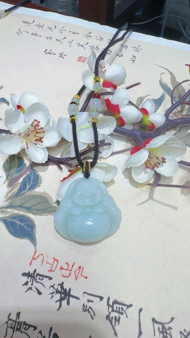 天然翡翠A货佛公（多样性发货发其一）高34-38宽38-43厚10-13送绳