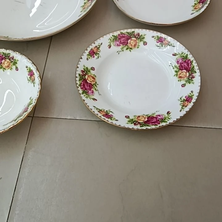 邮*员8汤6个，炸品8饭两个