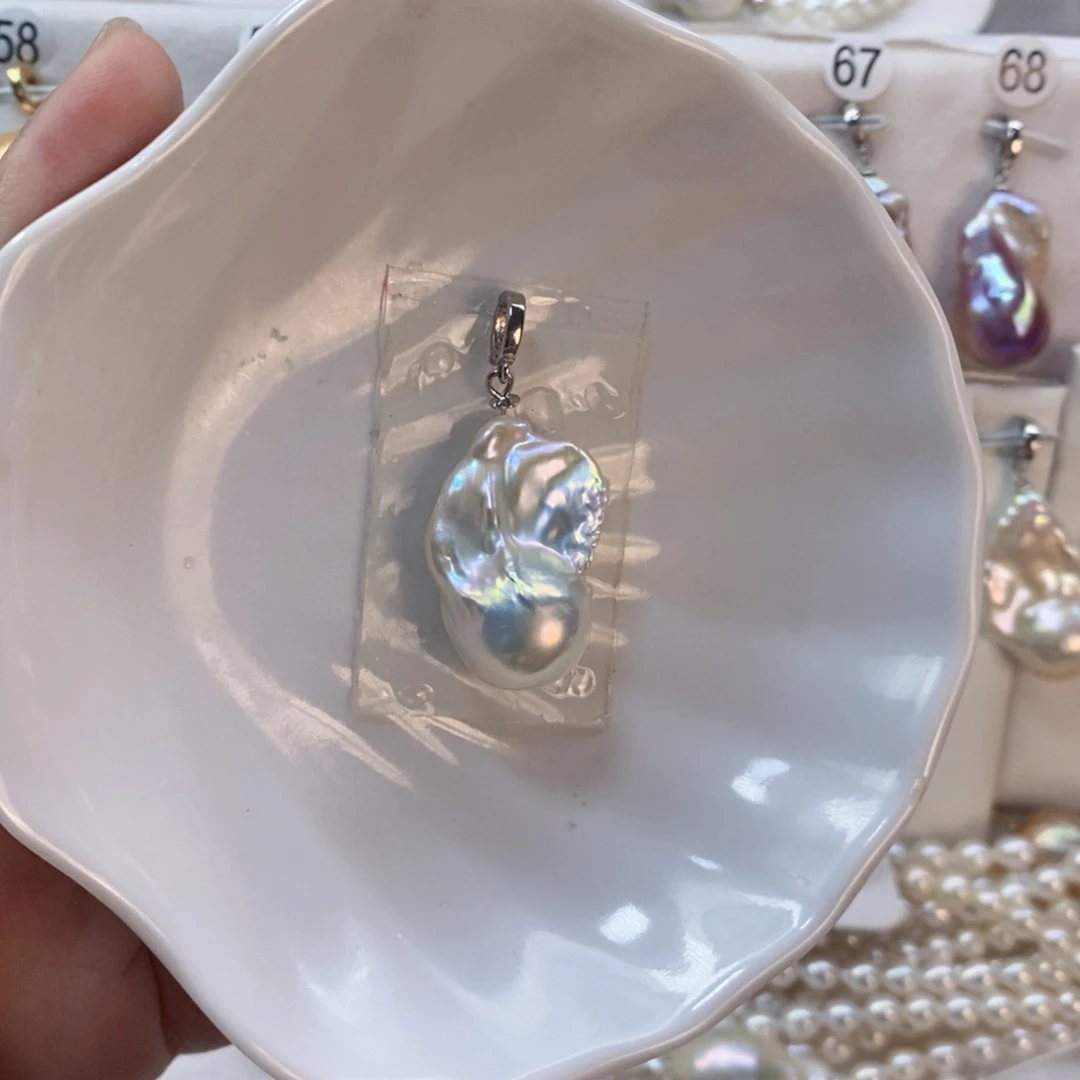 合金无925白巴吊坠