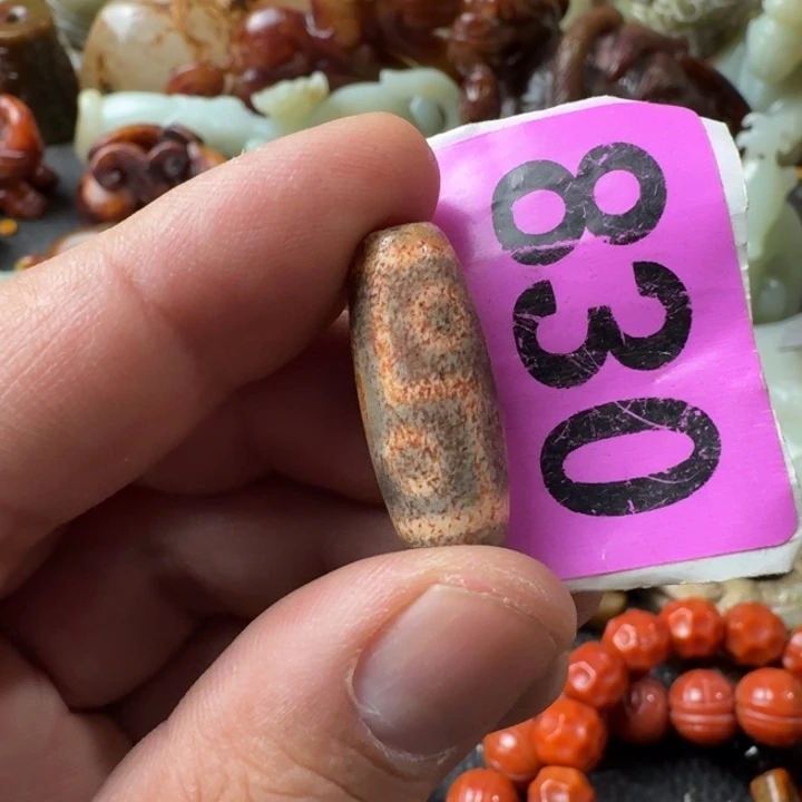 玛瑙/玉髓颈饰合金