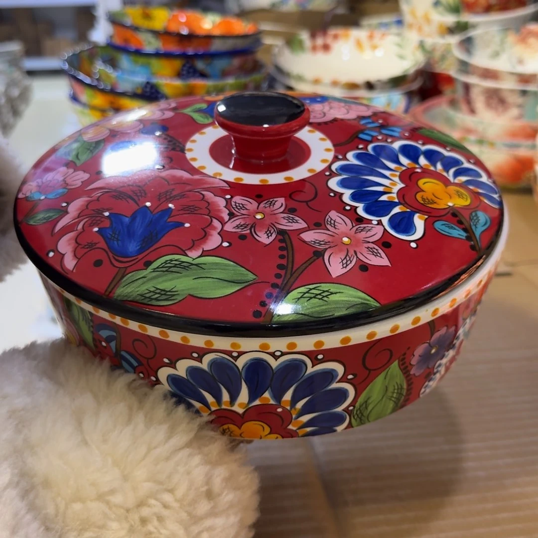 瓷9英寸红奥克盖碗一只