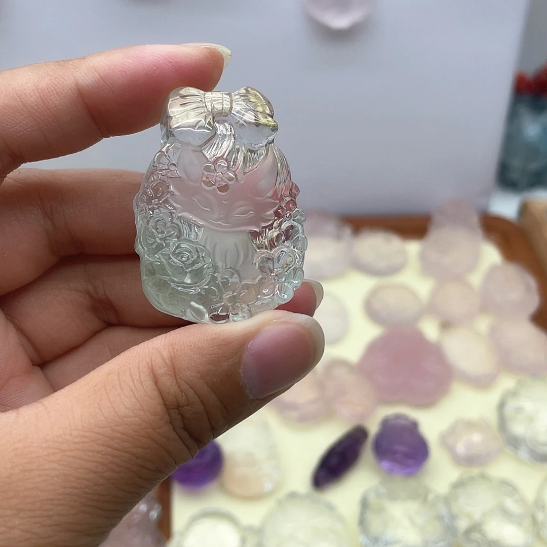 未镶嵌吊坠(赠链)水晶?***o