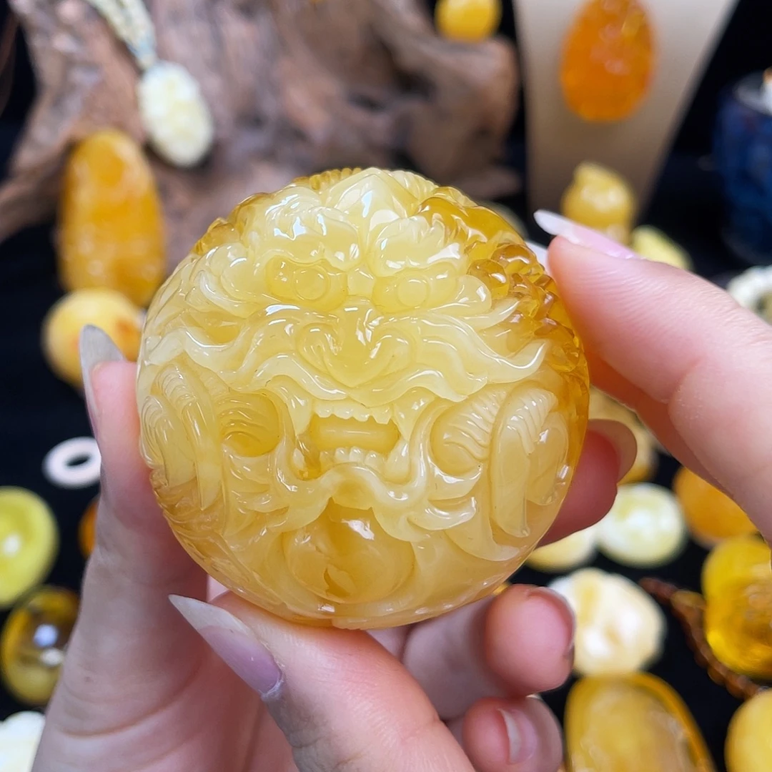 琥珀未镶嵌珠宝奇石