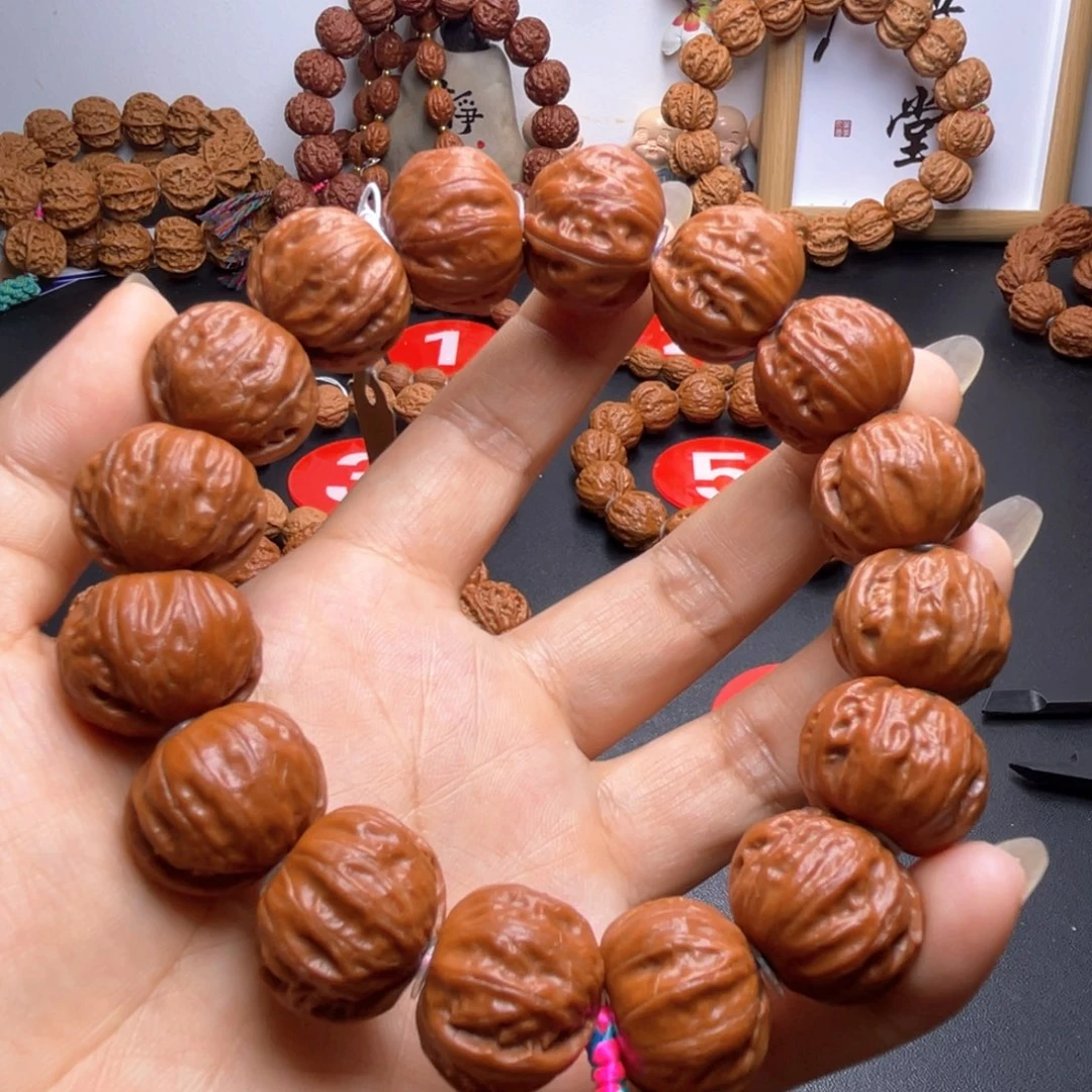 文玩核桃手串黑*地树王八棱