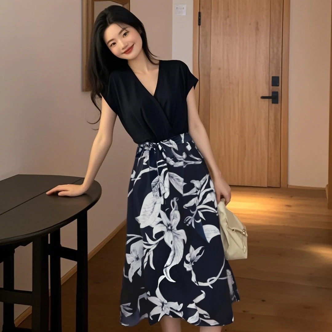 C2025夏装新款碎花气质拼接假两件长裙名媛气场时装款连衣裙D0792