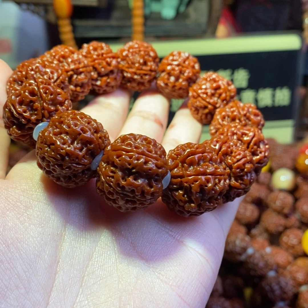 金刚菩提吊坠226肉玉华