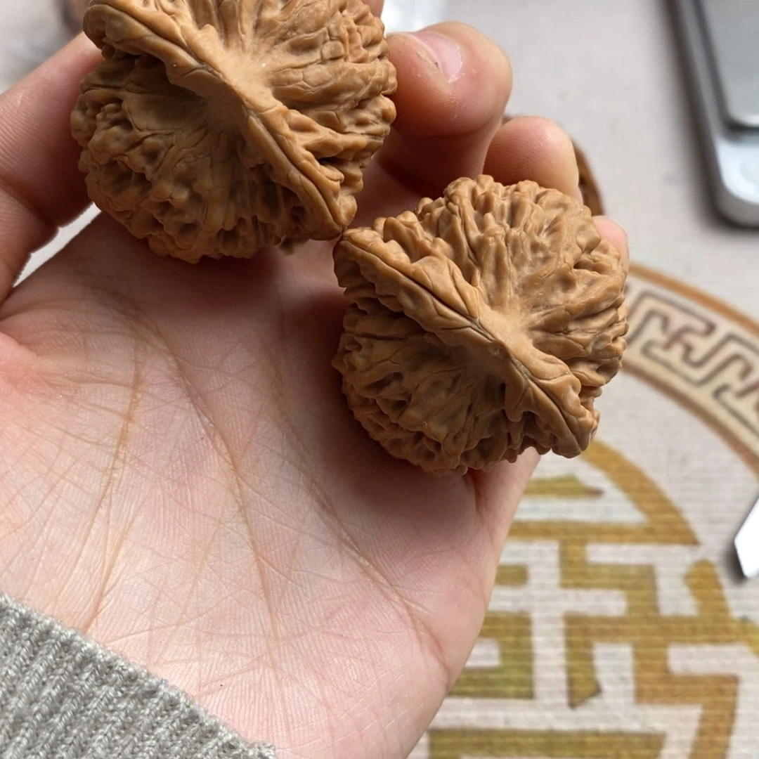 文玩核桃把件山***呀莲花