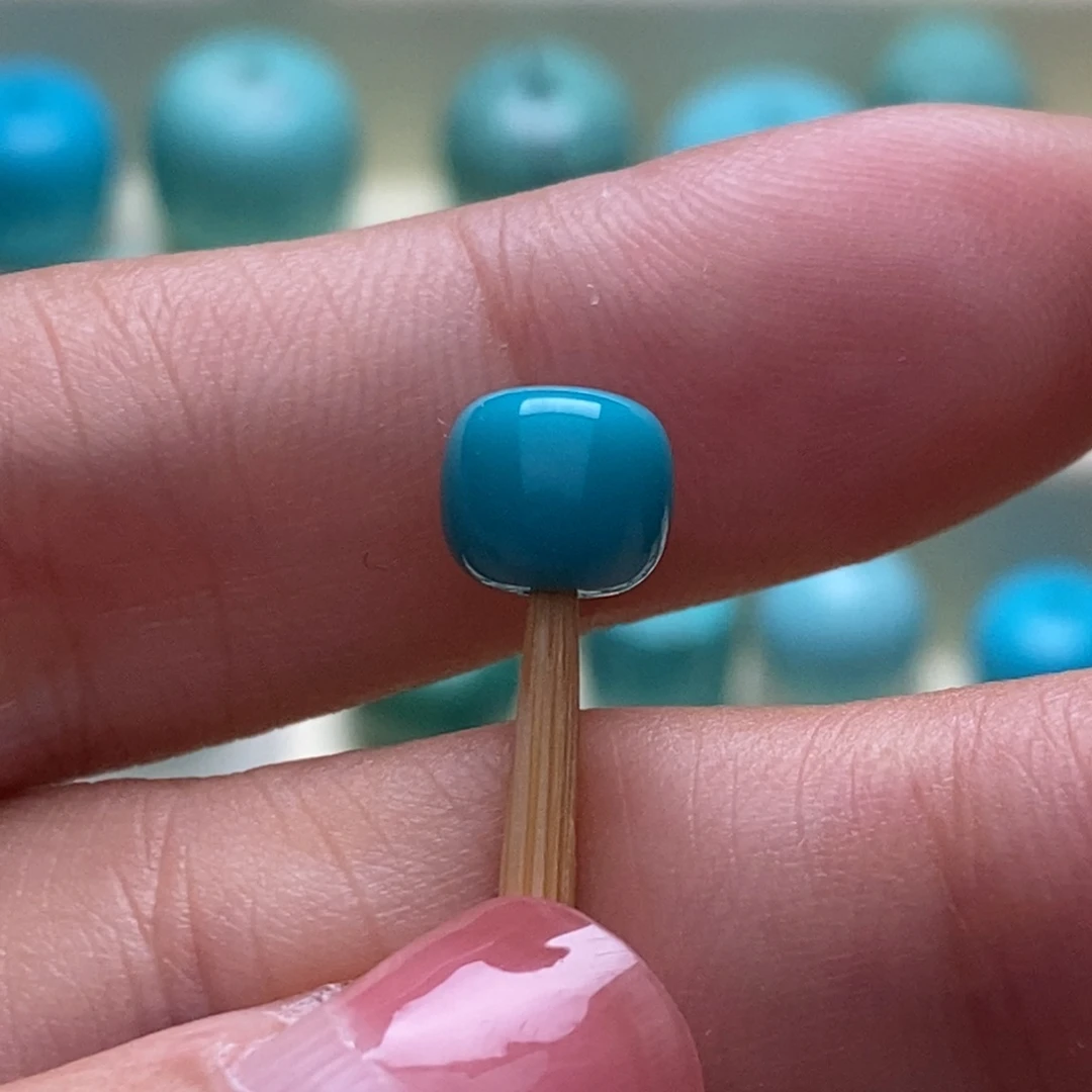 尼***大绿松石未镶嵌绿松石