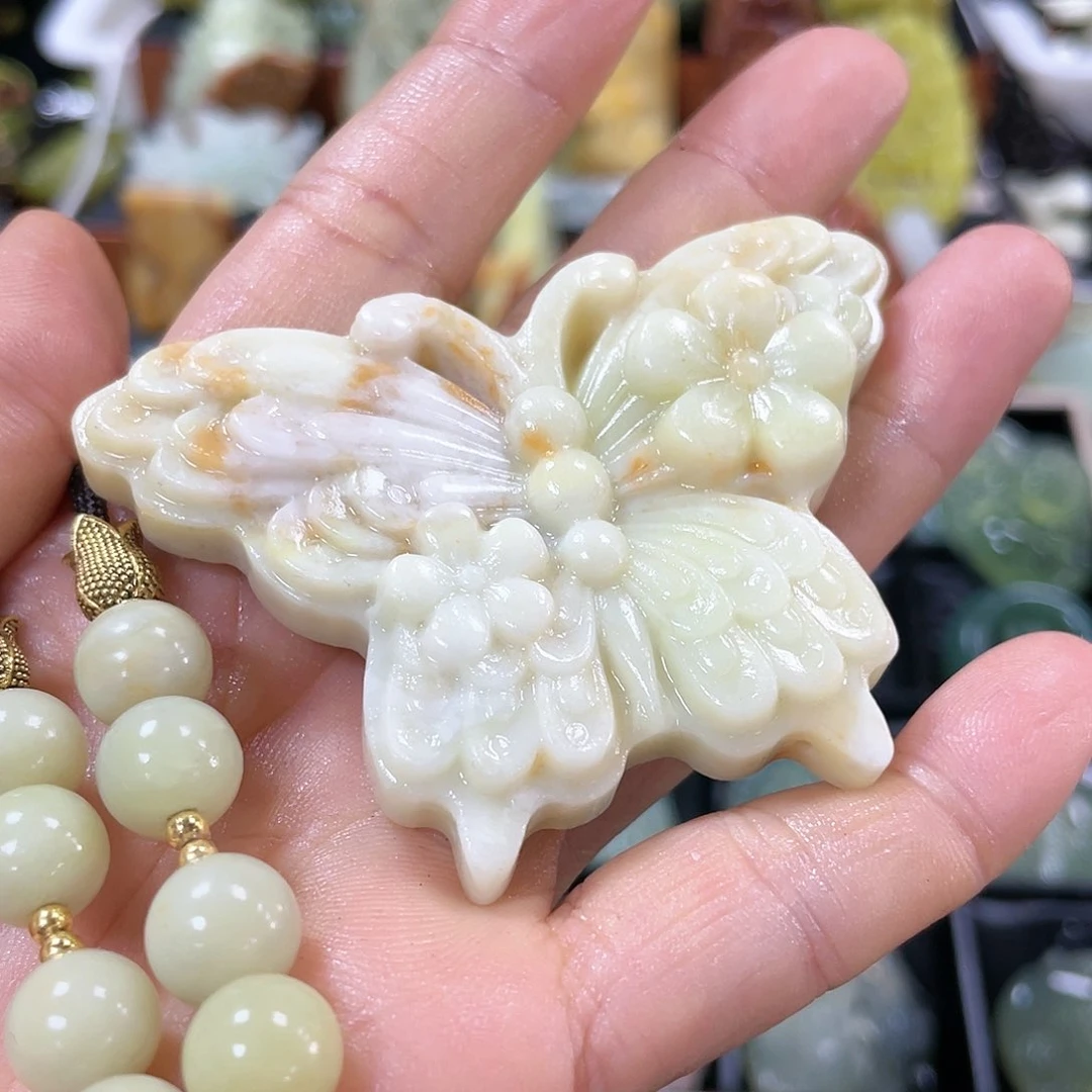 蛇纹石玉颈饰合金A****a