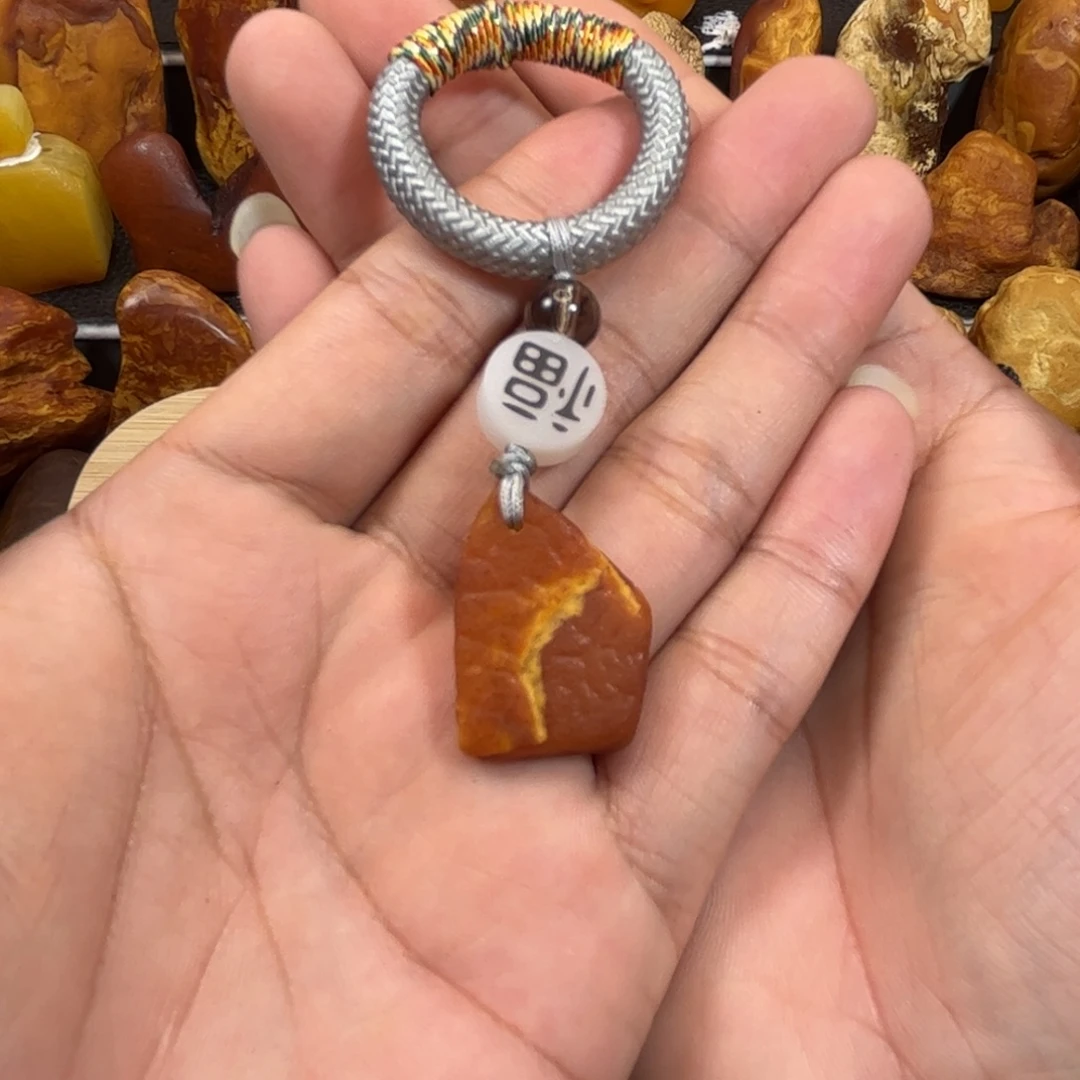 琥珀未镶嵌珠宝奇石