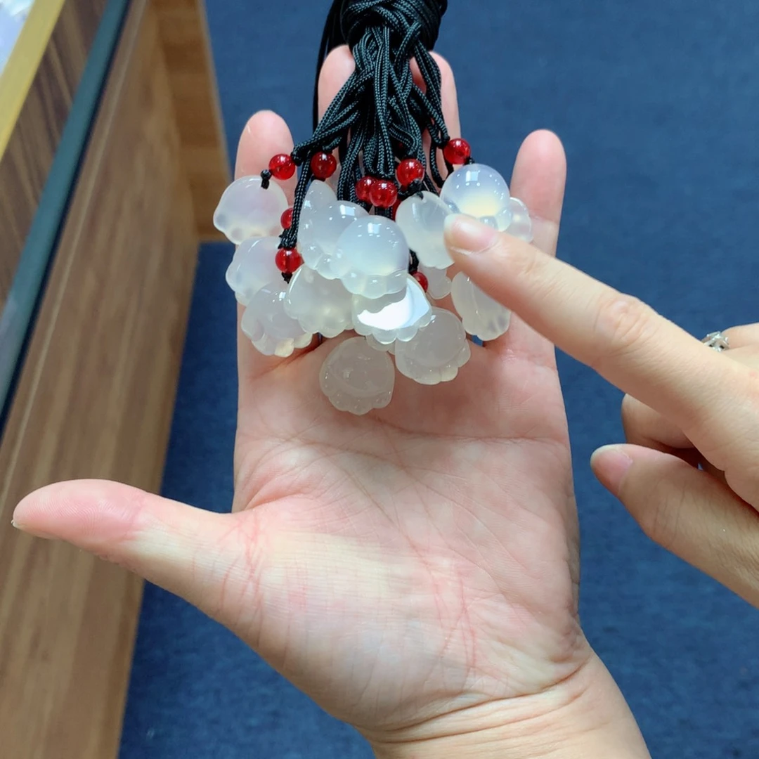 翡翠未镶嵌颈饰买断