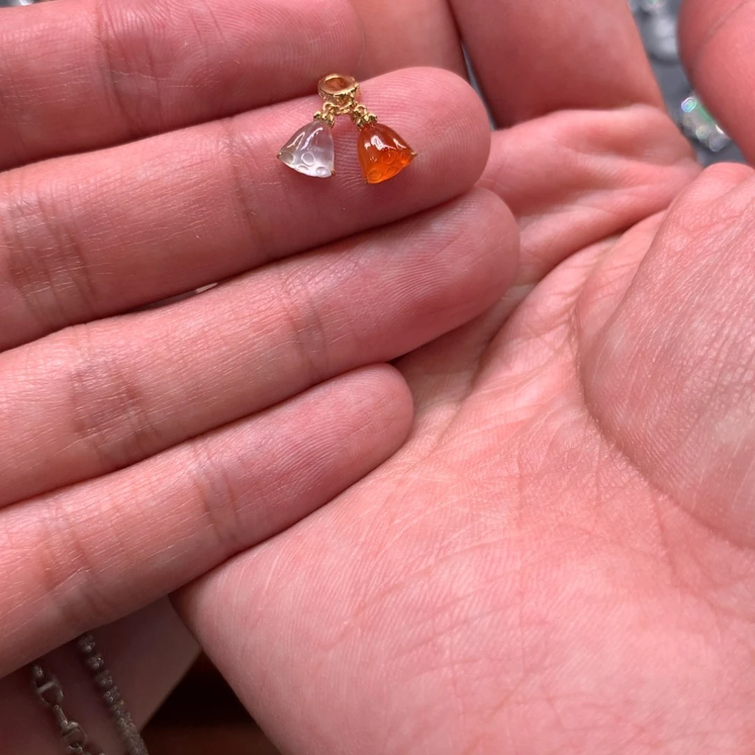 翡翠颈饰18K金镶嵌L***a吊坠