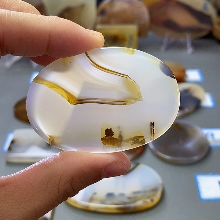 玛瑙/玉髓未镶嵌珠宝半成品84