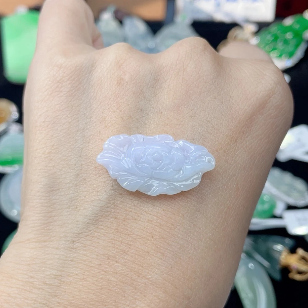 【闪购商品】翡翠颈饰未镶嵌46号 牡丹