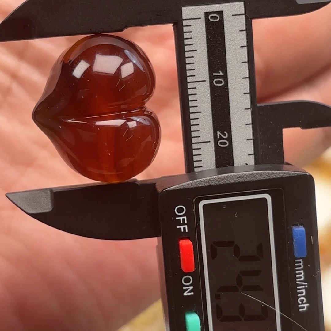 琥珀未镶嵌手链棕红珀屁桃单枚