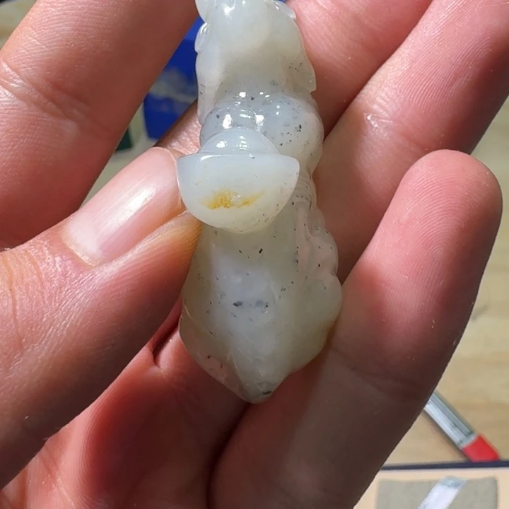 未镶嵌和田玉（糖玉）车挂