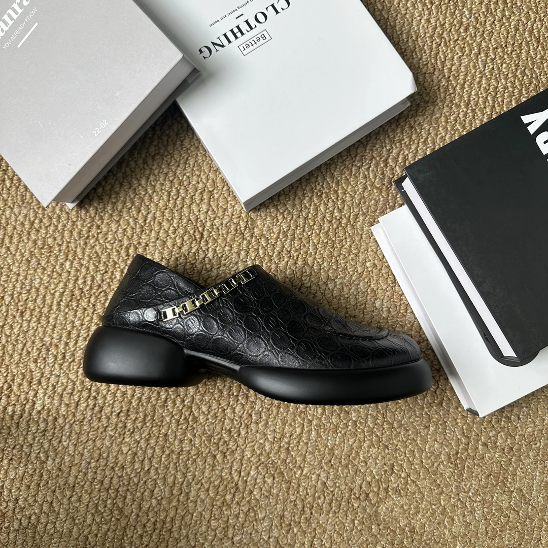 舒适压花秋冬季压花厚底复古圆头深口单鞋HF89-986