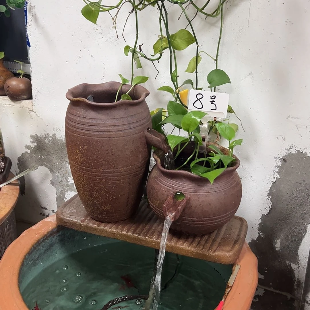 紫砂花盆流了好多眼水我
