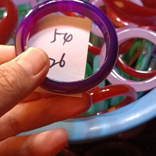 玛瑙/玉髓手镯未镶嵌