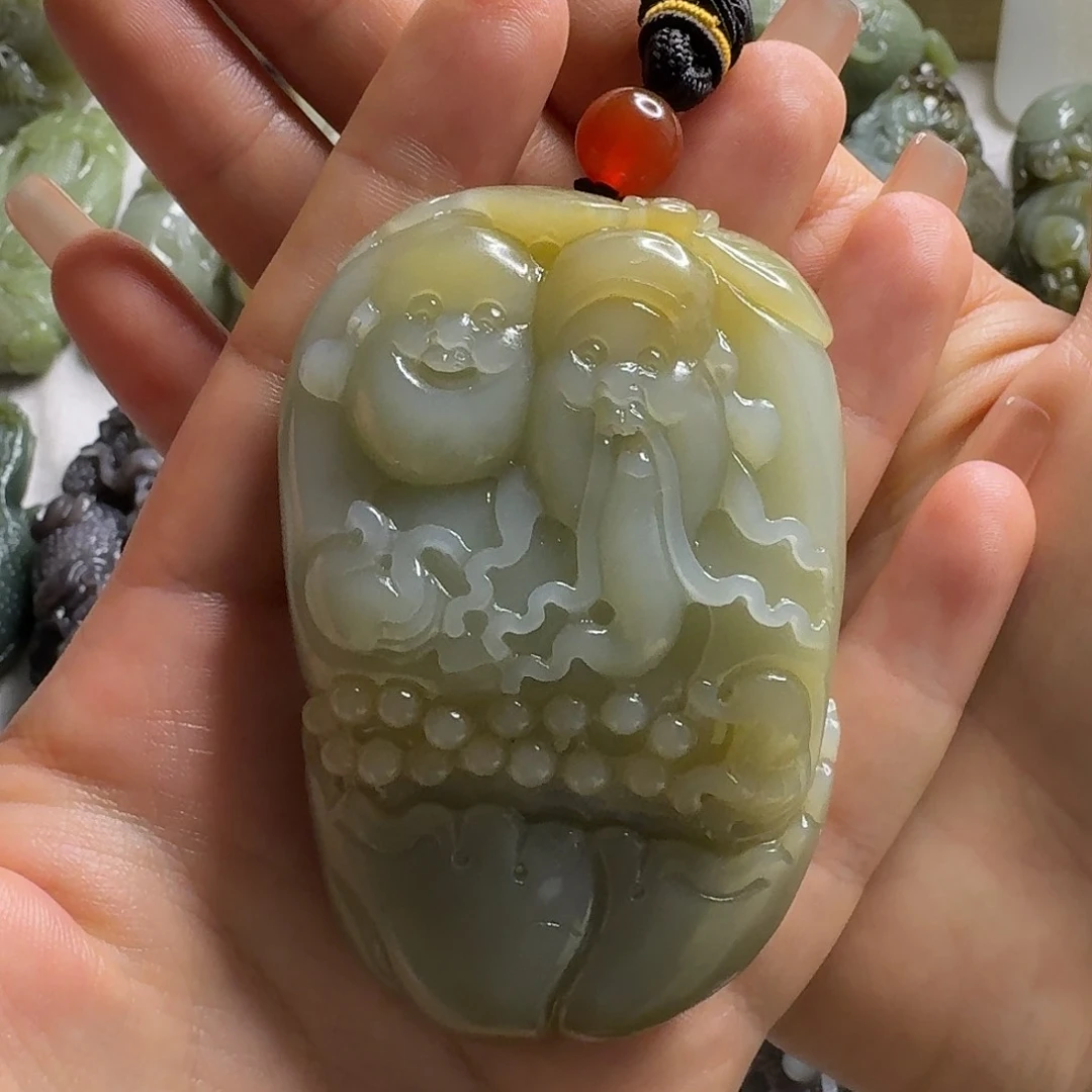 颈饰未镶嵌和田玉