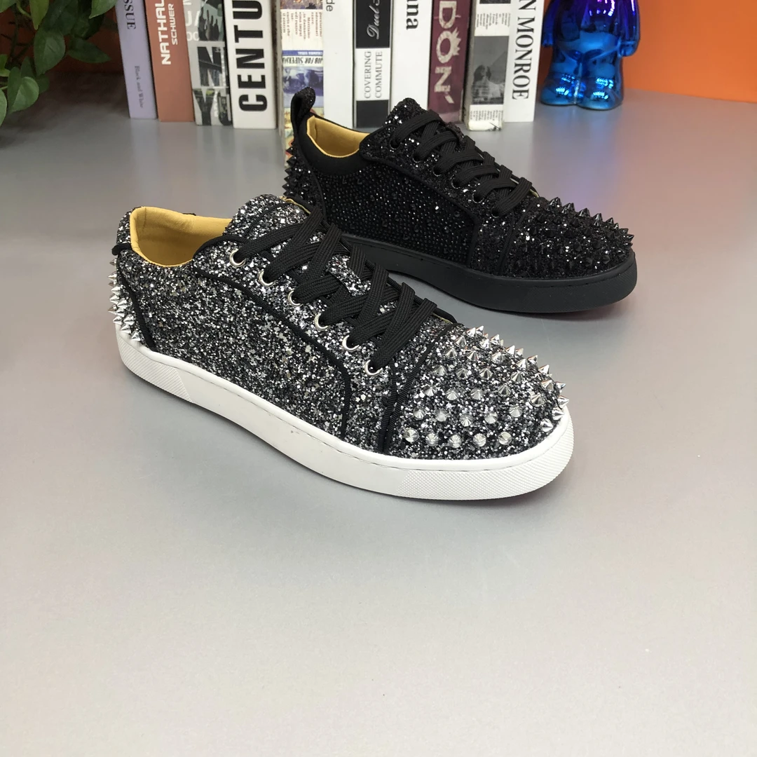 欧洲站潮牌男士小众炸街板鞋2025春季新款亮片铆钉潮鞋时尚百搭